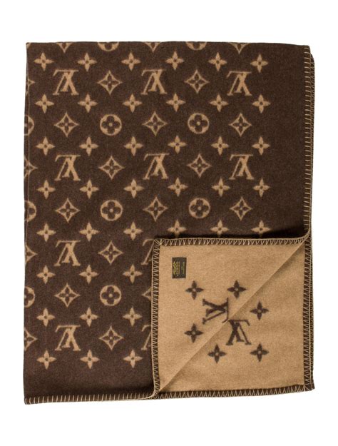 louis vuitton throw blanket|louis vuitton blanket and pillow.